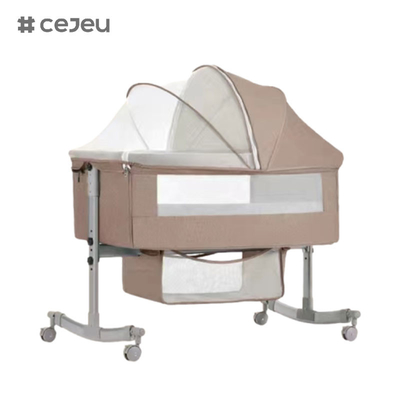 mit Rädern, Kinderbett mit Matratze, verstellbare Wiege, Seitenbett, mit Lagerkörbe, Moskitonetz, Klappbare tragbare Baby
